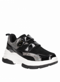 zapatilla negra de cuero para mujer, diseño casual y moderno, taco plano.