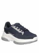 Zapatilla azul para mujer, cuero 100%, estilo urbano con taco cuña.