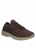 zapatilla marrón de cuero para hombre, ideal para un look urbano y sensación de descanso.