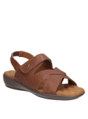 Sandalia de mujer camel de cuero con taco cuña de 4 cm, ideal para estilo informal.