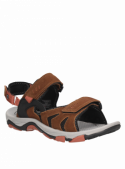 Sandalia camel de hombre, cuero resistente, ideal para actividades al aire libre.