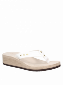 Sandalia casual blanca de mujer, diseño versátil para combinar con distintos estilos.