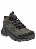 Botín verde para hombre, estilo outdoor, ideal para trekking, con ojales metálicos y cordones gruesos para ajuste firme.