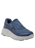Zapatilla azul de mujer con punta redonda y forro textil, ofreciendo suavidad y maleabilidad.