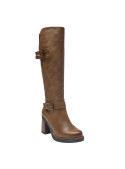 Bota de cuero café para mujer, estilo casual, con diseño elegante y robusto, ideal para clima invernal o formal.