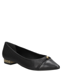 Zapato de cuero negro para mujer, adecuado para uso diario en la oficina o cenas formales, combinando comodidad y estilo.