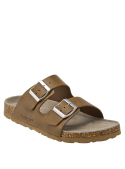 Calzado casual camel de cuero para mujer, versátil para salidas informales y paseos al aire libre.