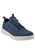 Calzado azul para hombre, estilo athleisure, con cordones reforzados en material sintético y aspecto urbano.