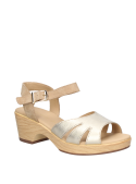 Sandalia de cuero oro para mujer, estilo informal con taco bloque y punta abierta.