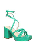 Sandalia femenina verde de cuero, adecuada para cenas o caminatas urbanas, ofreciendo soporte y un toque delicado.