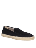 Alpargata de hombre en azul marino de cuero gamuzado con costuras visibles y suela de yute, estilo casual-chic.