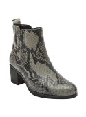 Botín de cuero pitón para mujer, animal print, ideal para un look casual y moderno en eventos informales.