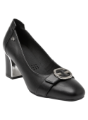 Elegante zapato de cuero negro para mujer, ideal para oficina, con adorno de hebilla y tacón robusto para mayor estabilidad.