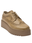 Zapato camel de cuero para mujer, estilo casual y versátil, punta redonda y caña de 6 cm.