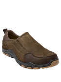 Calzado de cuero marrón con diseño versátil para hombre, perfecto para un estilo de vida dinámico.