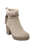 Elegante botín taupe de cuero gamuzado, con relleno de pelo sintético en el borde superior para calidez y confort.