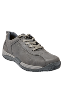 Zapato casual gris de hombre, punta redonda y taco plano, perfecto para un look urbano.