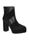 Botín casual de cuero negro para mujer, combina elegancia y modernidad con detalles de patrón reptil y tacón chic.