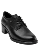 Elegante zapato de cuero negro con taco de 5 cm y caña de 6 cm.