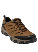 Zapato de cuero y textil café, diseñado para el trekking, con cordones en ojales reforzados para un ajuste seguro.