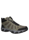 Calzado outdoor masculino en oliva, resistente y duradero, adecuado para senderismo y uso urbano casual.