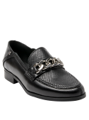Mocasín de vestir negro para mujer en cuero, elegante adorno de cadena, adecuado para salidas casuales con estilo.