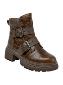 Botín casual de cuero café para mujer con suela gruesa y hebillas metálicas, perfecto para salidas urbanas.