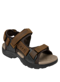 Calzado de hombre en cuero café con diseño outdoor, perfecta para verano y actividades casuales.