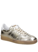 Zapatilla dorada de cuero para mujer, estilo casual, diseño vanguardista.