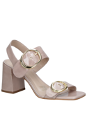 Sandalia de cuero rosado para mujer con acabado en charol, elegante y sofisticada.