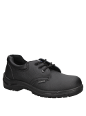 Zapato de seguridad de cuero negro con puntera de acero templado y forro gamuzado.