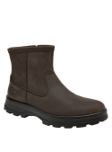 Botín casual de cuero marrón para hombre con diseño slip-on, ideal para soporte y protección del tobillo en uso diario.
