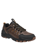 calzado outdoor marrón para hombre, interior acolchado para comodidad prolongada y detalles de costuras sólidas.