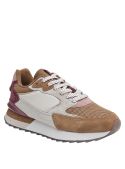 Zapatilla camel retro de mujer, combinando estilo y funcionalidad, perfecta para un look urbano y cómodo.