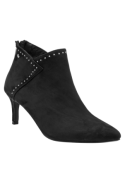 Botín de cuero negro para mujer, estilo casual, con tacón delgado y elegantes tachuelas metálicas en el borde superior.