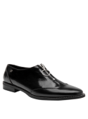 Zapato de mujer negro estilo casual de cuero con diseño Oxford y costuras refinadas que aportan elegancia y sofisticación.