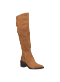 Bota camel de cuero para mujer, sofisticada y moderna, adecuada para combinar con vestidos o pantalones ajustados.