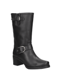 Bota de cuero liso negro, correa ajustable en la parte inferior de la caña, perfecta para uso cotidiano y formal.