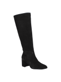 Elegante bota negra de cuero para mujer, con textura de gamuza y punta redondeada, perfecta para días fríos.