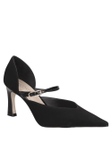 Zapato negro de mujer, cuero, casual, punta afilada, tacón aguja. Ideal para ocasiones formales.