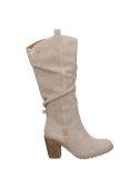 Bota casual de cuero beige para mujer, resistente y cómoda, ideal para días invernales.