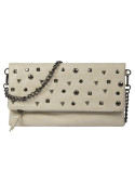 Bandolera beige pálido de PU con tachuelas metálicas cuadradas y redondas, estilo casual chic.