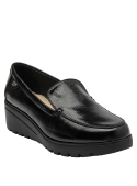 Mocasín de cuero pulido negro para mujer, versátil y sofisticado, adecuado para reuniones.