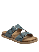 Calzado casual de cuero azul, versátil para salidas informales en verano.
