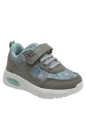 zapatilla casual ideal para actividades diarias, combinable con jeans o leggins en tonos neutros o pasteles