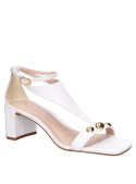 Sandalia de taco bloque blanco en cuero, estilo casual para mujer.