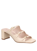 Cuero beige en sandalia formal para mujer, con taco bloque y diseño minimalista, versátil para cualquier atuendo.