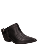 Mule vaquero de cuero negro, diseño elegante para mujer, perfecto para un look contemporáneo.