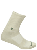 Combinación de materiales en calcetines verdes unisex para ajuste flexible.