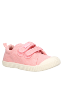 Calzado versátil rosado para niña, diseño casual, recomendado para paseos y actividades al aire libre.